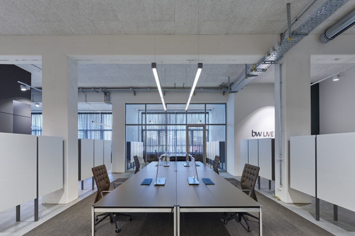 創(chuàng)意中心辦公室設(shè)計(jì)的重組改造