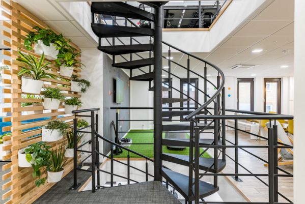 現(xiàn)代開放式辦公室設(shè)計賞析