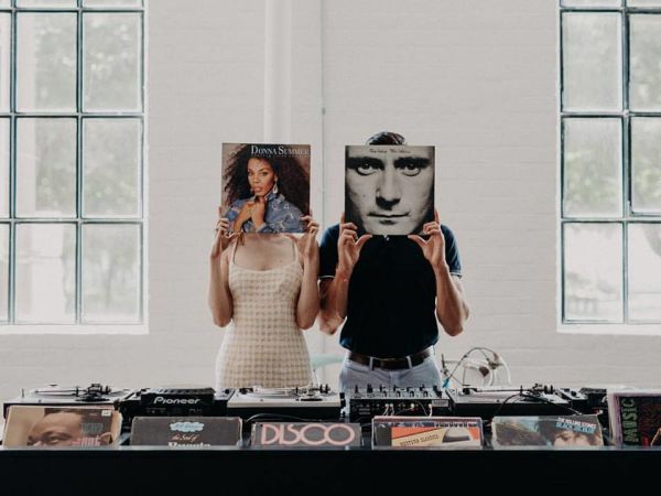 兼具辦公娛樂的聯(lián)合辦公室設(shè)計(jì)