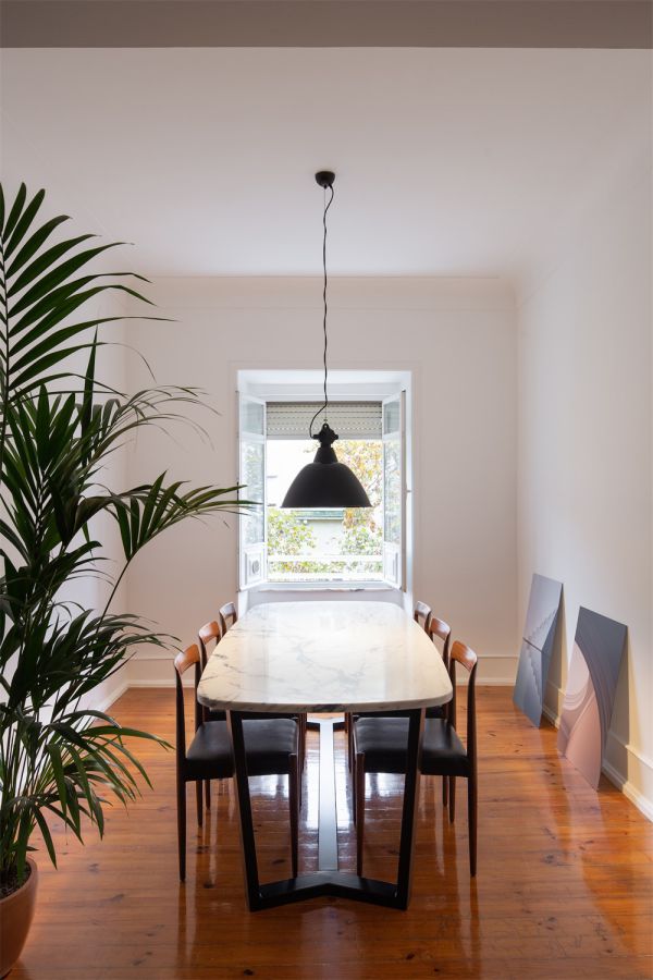 極簡辦公室設計裝修打造的空間形態(tài)